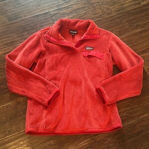 Patagonia women’s snap fleece Red